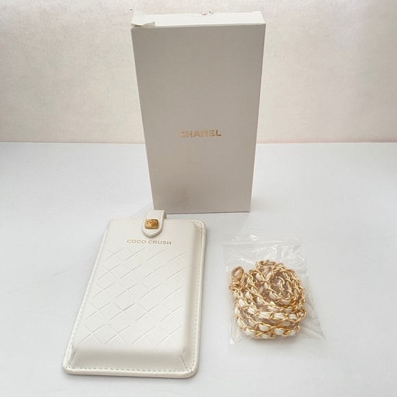 CHANEL Limited Edition Coco White Crossbody/Phone Case/Card holder NEW FREE gift - Picture 10 of 12